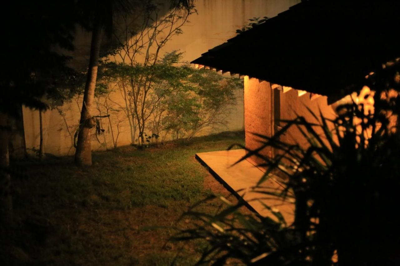A Pousada Hidden Well Hiriketiya Dikwella Exterior foto